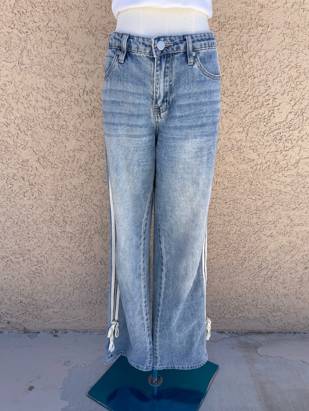 PTCL Cotton Wide Leg Side Stripe Bow Tie Jeans Size 27